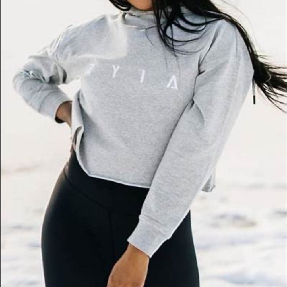 Zyia cropped sweater